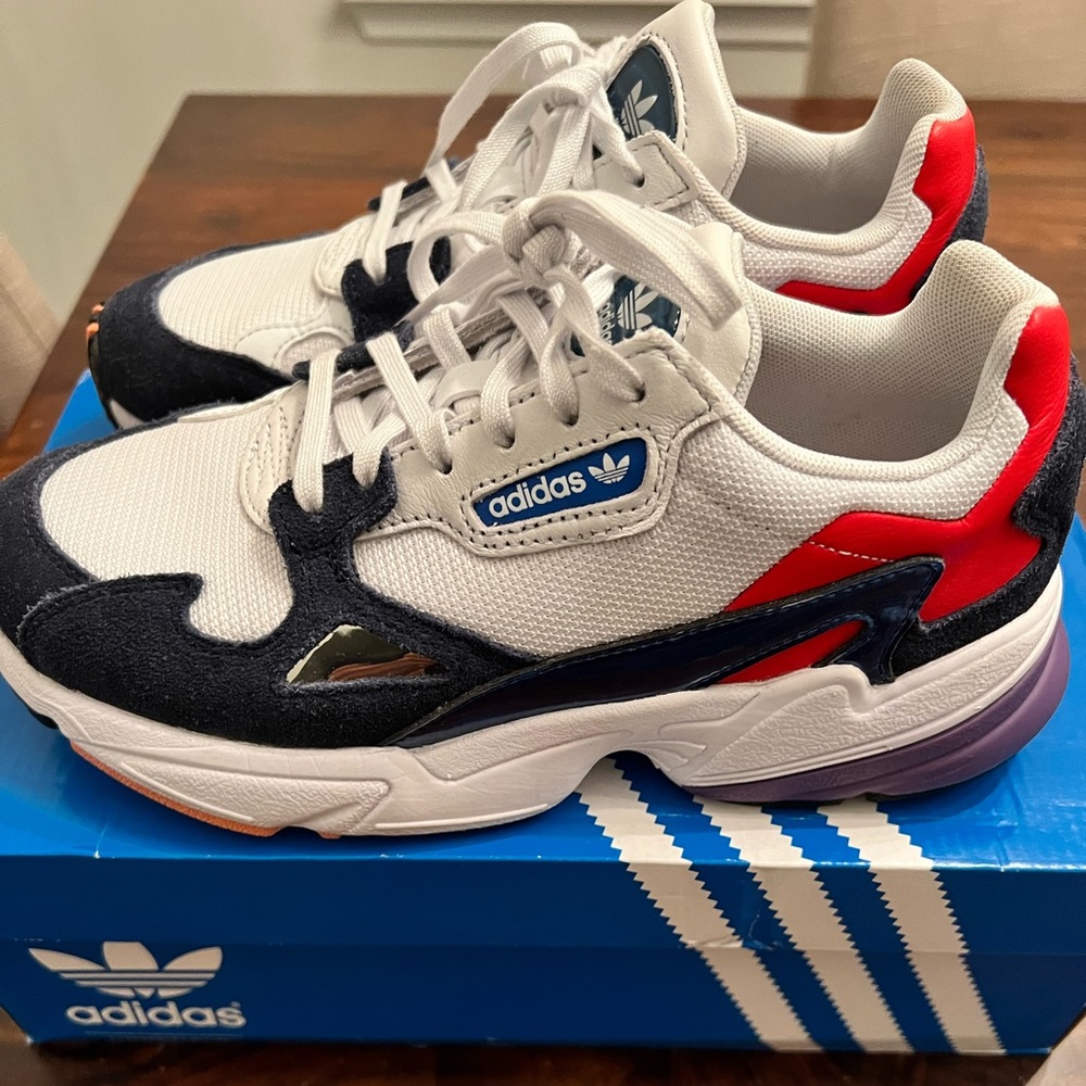 Adidas Falcon Sneakers